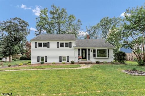 93 Columbia Rd, Morristown, NJ, 07960-4638 | Card Image