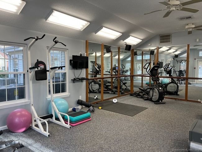 282 - 282 Carriage Crossing Ln, Condo with 1 bedrooms, 1 bathrooms and 2 parking in Middletown CT | Image 19