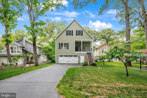 8382 Country Life Rd, Pasadena, MD, 21122-4404 | Card Image