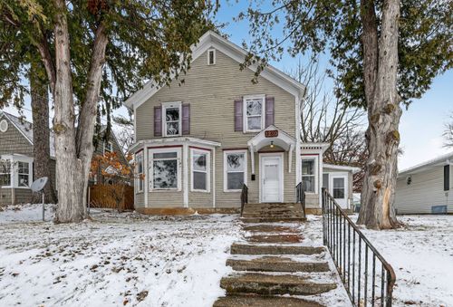 1250 W American St, Freeport, IL, 61032-4817 | Card Image