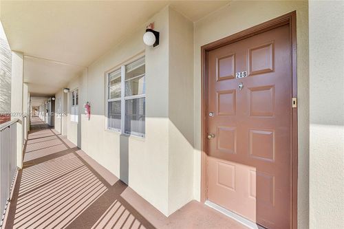 208v-12901 Sw 15th Ct, Pembroke Pines, FL, 33027-2459 | Card Image