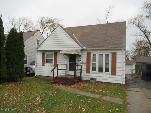 18712 Parkmount Ave, Cleveland, OH, 44135-4050 | Card Image