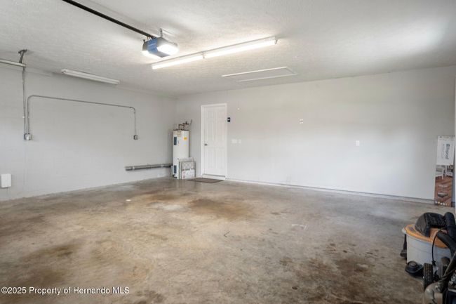 11242 Riddle Dr, House other with 3 bedrooms, 3 bathrooms and null parking in SPRING HILL FL | Image 49