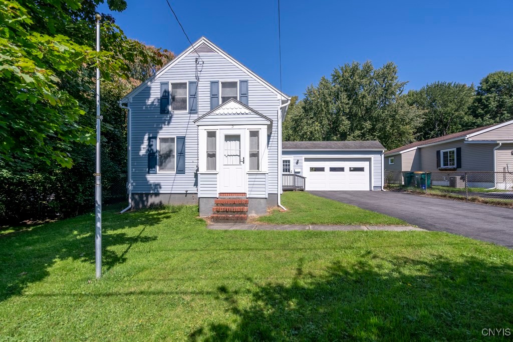 Parkway Dr, Baldwinsville, NY 13027