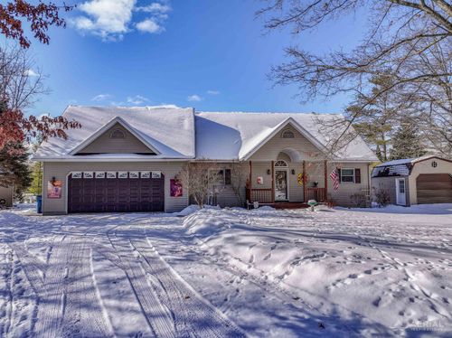 1734 White Tail Ct, West Branch, MI, 48661-9744 | Card Image