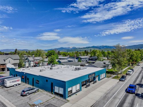 939 Stephens Ave, Missoula, MT, 59801-3975 | Card Image
