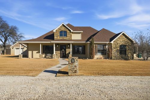 313 Paisano Dr, Clyde, TX, 79510-3553 | Card Image