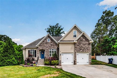 327 Trollinger St, Randleman, NC, 27317-1443 | Card Image