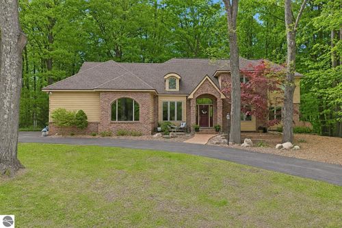 10481 S Monaco Way, Traverse City, MI, 49684-6860 | Card Image