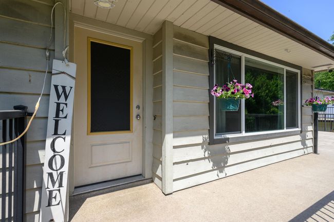 View of exterior entry | Image 10