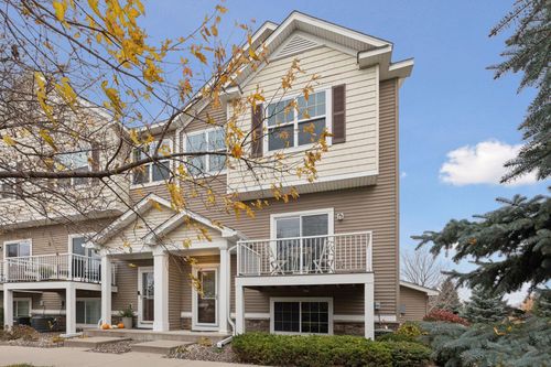 apt-4-9580 Madison Dr, Chanhassen, MN, 55317-4858 | Card Image