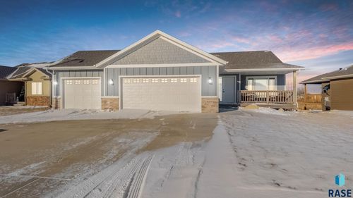 6205 S Dublin Ave Avenue, Sioux Falls, SD, 57106 | Card Image