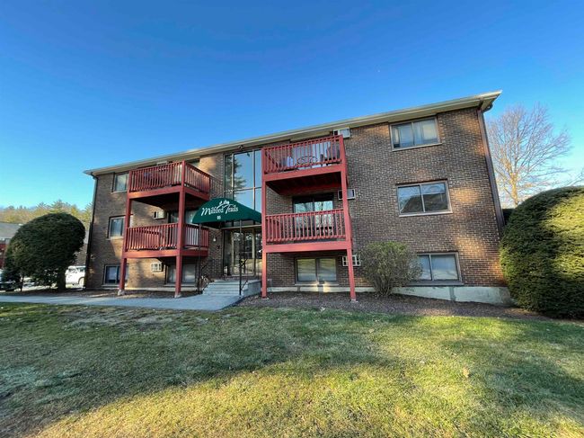 APT-201 - 96 Powers St, Condo with 2 bedrooms, 1 bathrooms and null parking in Milford NH | Image 6