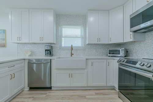 13826 Pirates Beach Blvd, Galveston, TX, 77554 | Card Image