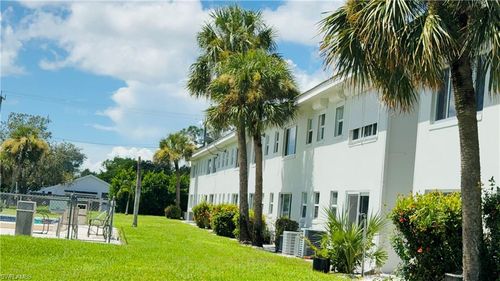 apt-a5-3250 10th St N, Naples, FL, 34103-3858 | Card Image