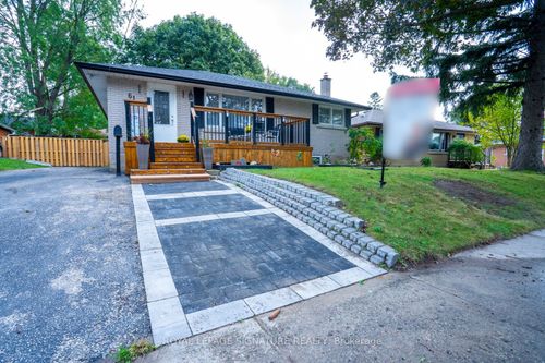 61 Broadmoor Ave, Kitchener, ON, N2C1Y6 | Card Image