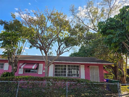 5132 Nw 14th Ave, Miami, FL, 33142-3806 | Card Image