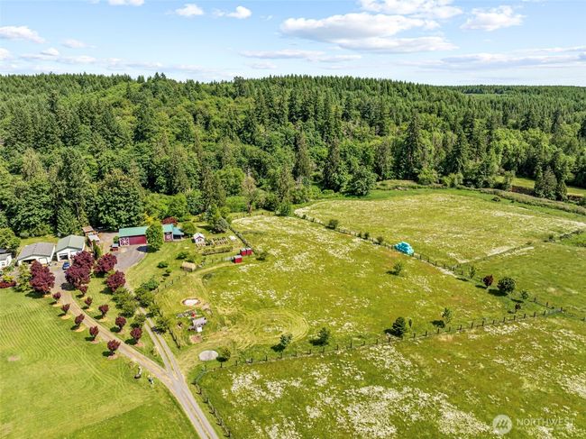 Fenced w/barn, garden beds, green house & more! | Image 4