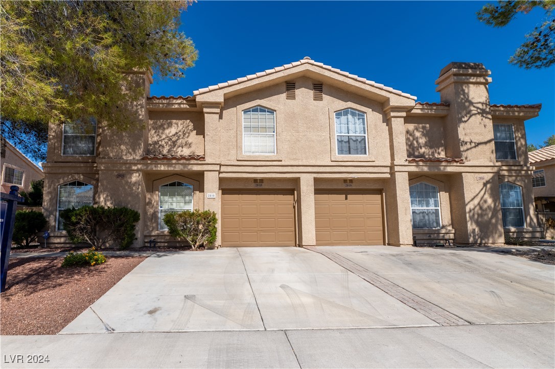 Cool Water Dr, Henderson, NV 89074