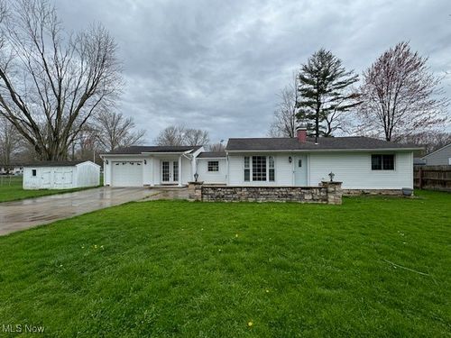 1672 Woodland Ave, Lake Milton, OH, 44429-9721 | Card Image