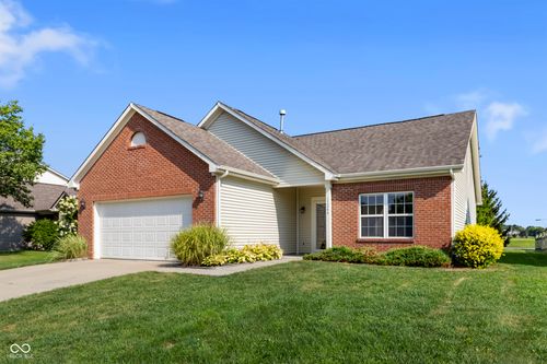 11266 Black Gold Dr, Noblesville, IN, 46060-5596 | Card Image