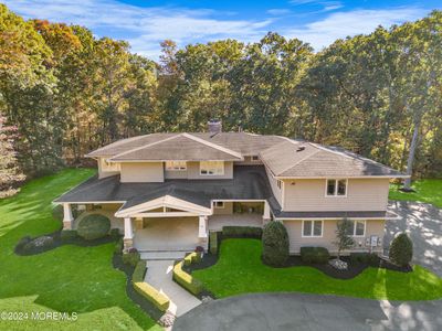 16 Trenton Lakewood Road, House other with 5 bedrooms, 3 bathrooms and null parking in Millstone NJ | Image 2