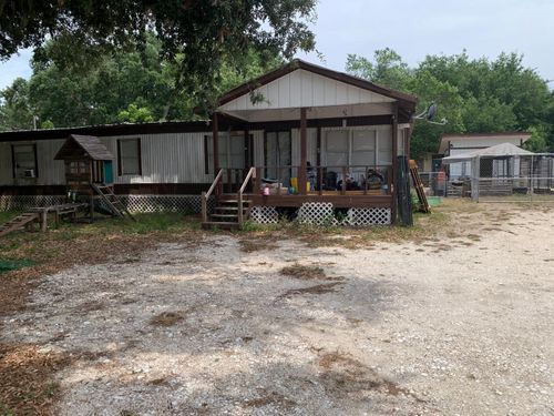 11811 Hazen Ave, THONOTOSASSA, FL, 33592-2860 | Card Image