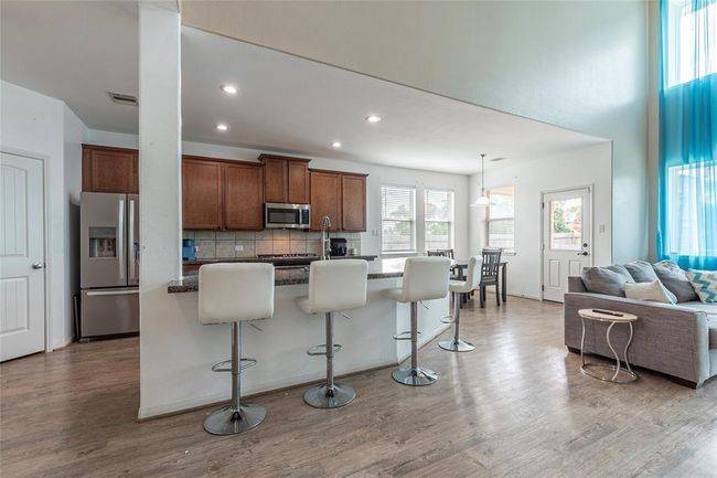 1834 Alyssa Way, House other with 4 bedrooms, 4 bathrooms and 2 parking in Alvin TX | Image 10