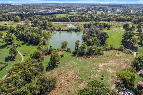 5129 Mountainbrook Cir, Hermitage, TN, 37076-1484 | Card Image