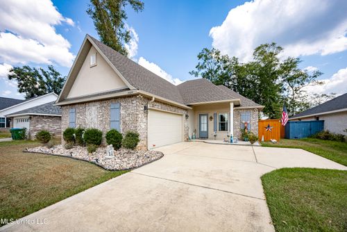 14054 Plantation Oaks Dr, Gulfport, MS, 39503-4989 | Card Image