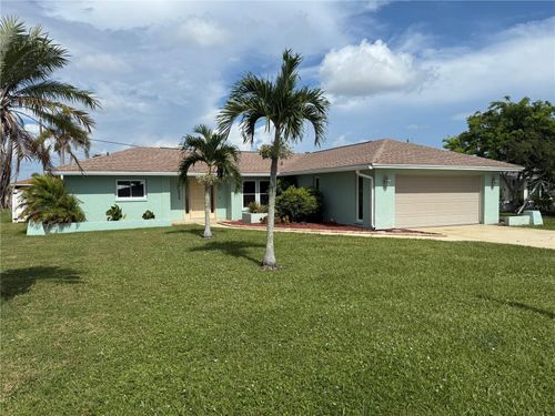 438 Mexicali Ave, VENICE, FL, 34293-3923 | Card Image