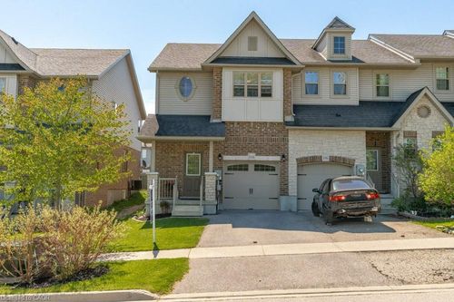 114 Creighton Ave, Guelph, ON, N1E0H8 | Card Image
