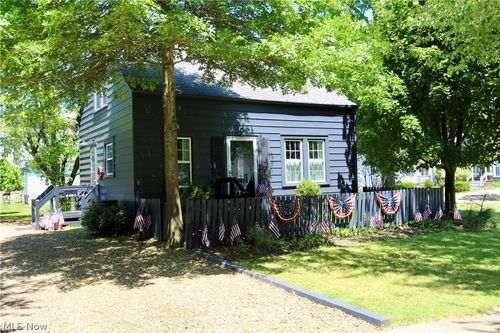 133 South St, Medina, OH, 44256-2624 | Card Image