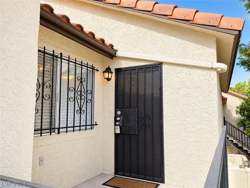 141-3603 Di Salvo Dr, Las Vegas, NV, 89103-1861 | Card Image