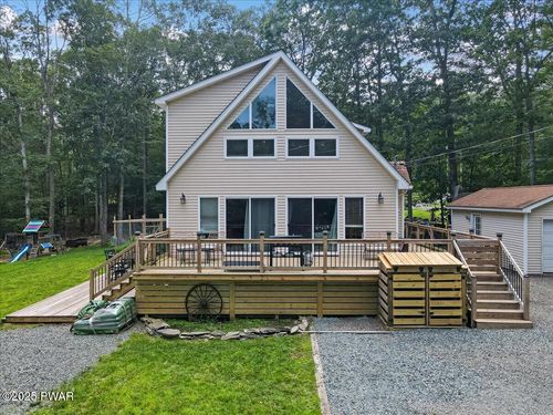 165 W Shore Dr, Milford, PA, 18337-4365 | Card Image