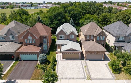 17 Rushingbrook Dr, Richmond Hill, ON, L4S1W6 | Card Image
