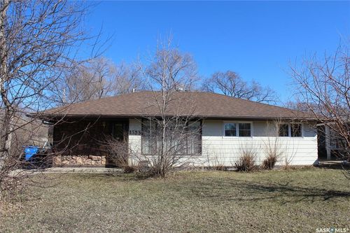 1533 Thorn Crescent, Estevan, SK, S4A1N7 | Card Image