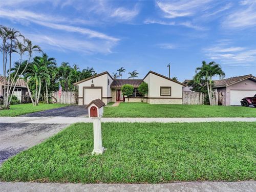 5705 Sw 114 Ave, Cooper City, FL, 33330 | Card Image