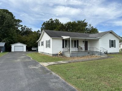 502 Circle Dr, House other with 3 bedrooms, 1 bathrooms and 3 parking in Estill Springs TN | Image 2