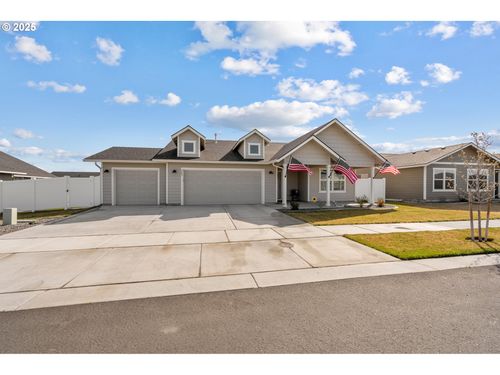 205 River Ridge Dr, Boardman, OR, 97818-8116 | Card Image