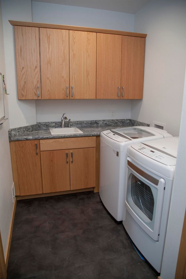 66 Berdella Court, Condo with 2 bedrooms, 3 bathrooms and null parking in CROSS PLAINS WI | Image 20