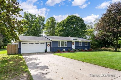 5244 10 Mile Road Ne, House other with 3 bedrooms, 1 bathrooms and null parking in Rockford MI | Image 3