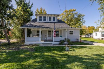 6164 Engle Road, House other with 3 bedrooms, 1 bathrooms and null parking in Brook Park OH | Image 1