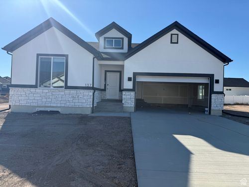 28-137 N 870 E, Tremonton, UT, 84337-2348 | Card Image