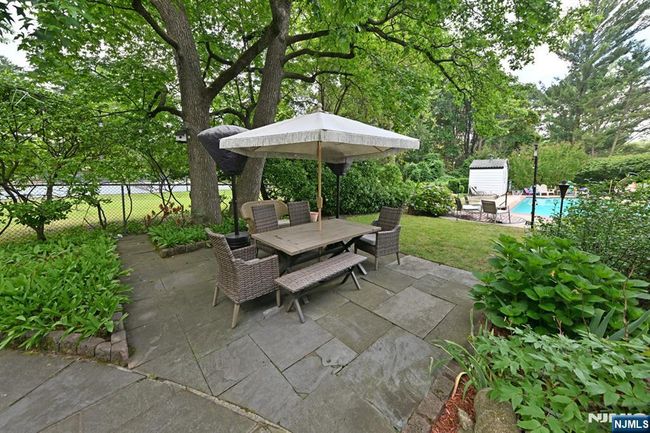 254 University Way, House other with 5 bedrooms, 5 bathrooms and null parking in Paramus NJ | Image 45