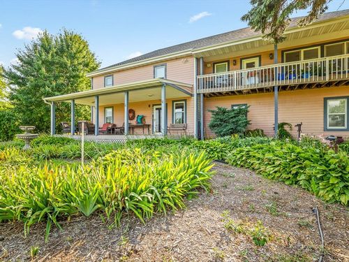 4206 W West Grove Rd, LEAF RIVER, IL, 61047-9764 | Card Image