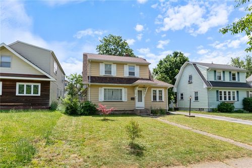 481 Stonewood Ave, Greece, NY, 14616-3622 | Card Image