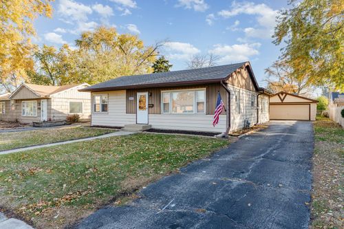 10849 Lyman Ave, Chicago Ridge, IL, 60415-2249 | Card Image