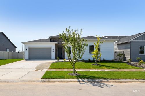 8585 W Pond Pine St, Star, ID, 83669-6384 | Card Image