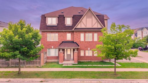 27 Midhope Way, Brampton, ON, L6Y5W6 | Card Image